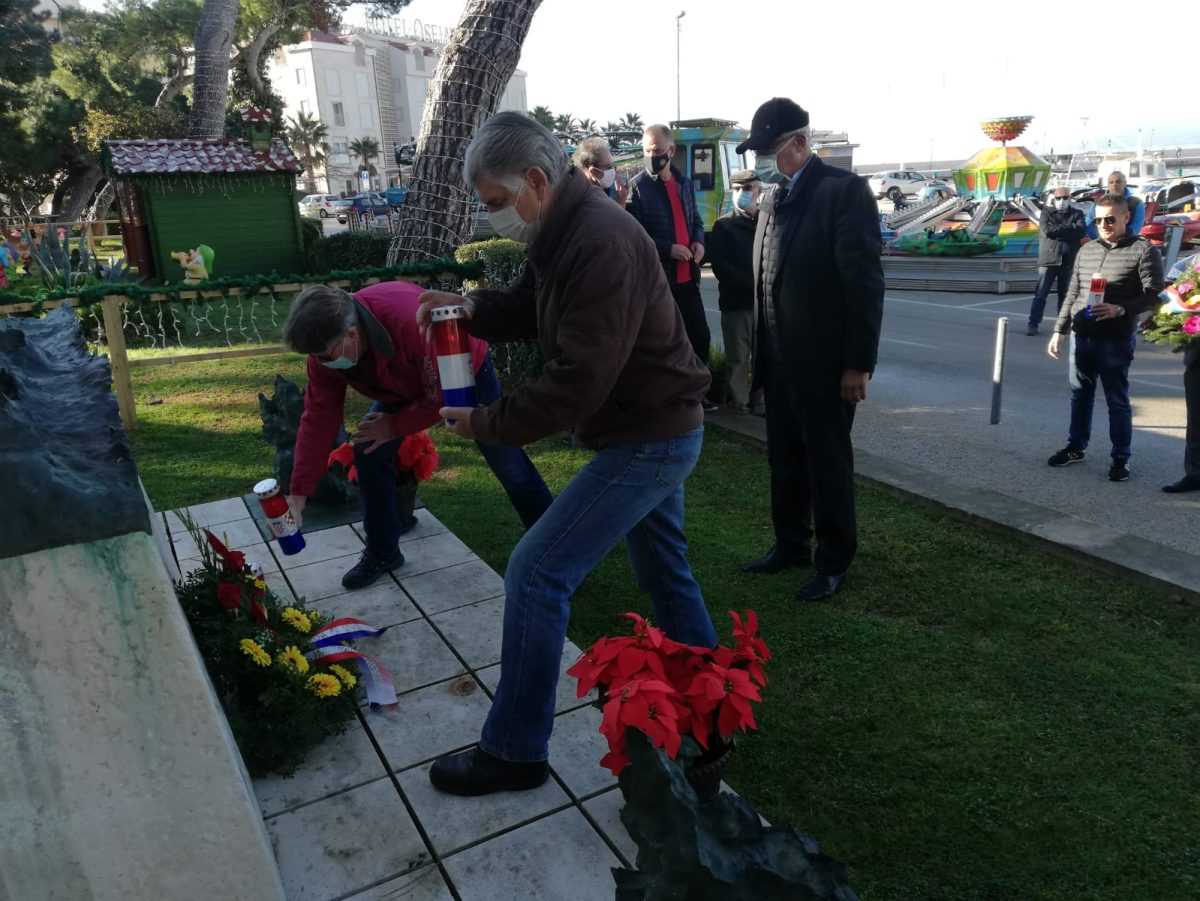 Foto Galerija Obilje Ena Godi Njica Osnivanja Brigade