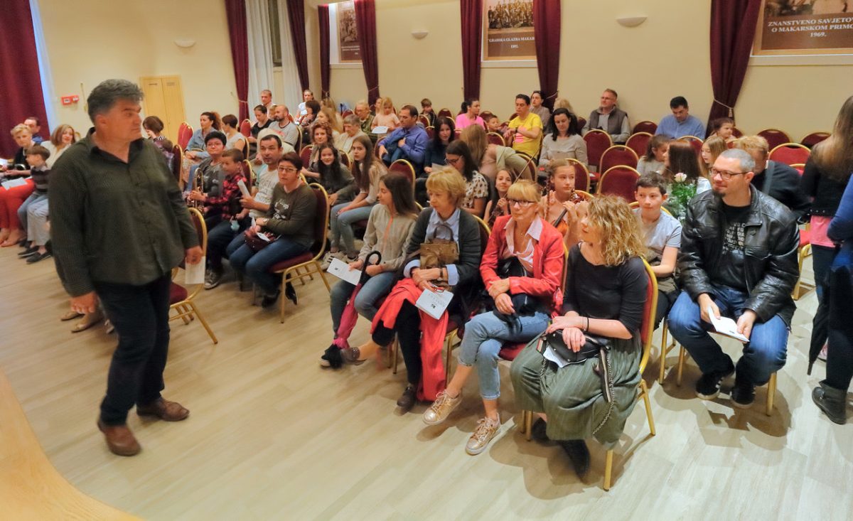 Glazbena_skola_publika-002