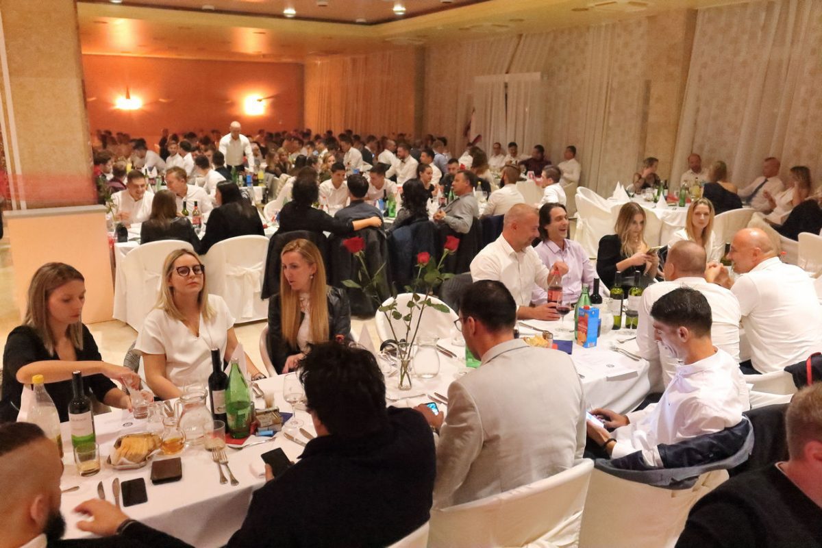 bila_noc-2019-26