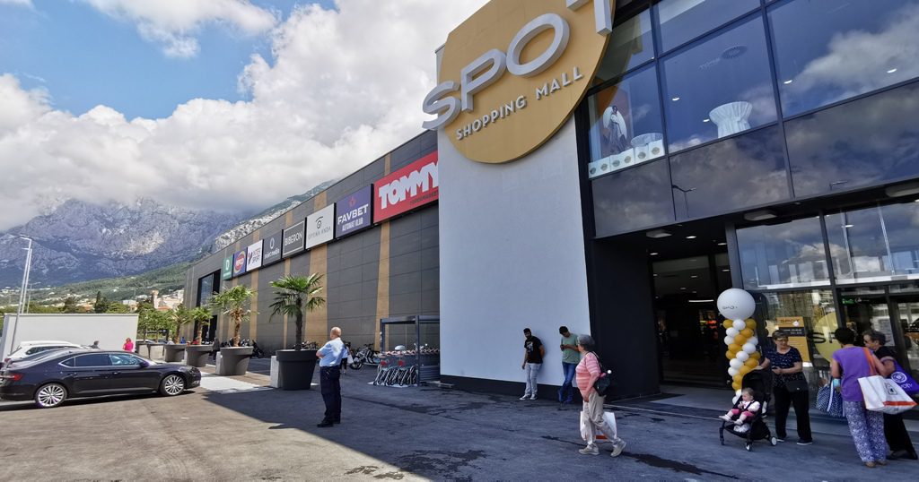 SPOT_12