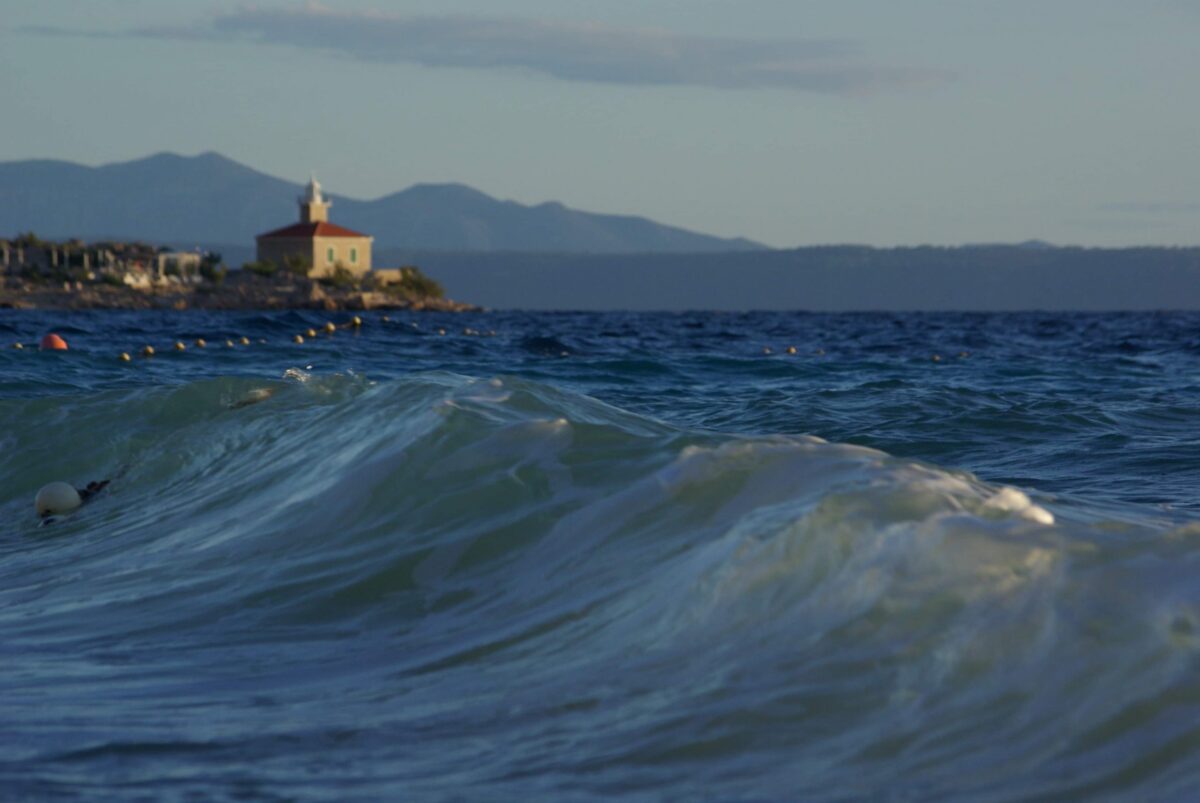 received_823060328442000