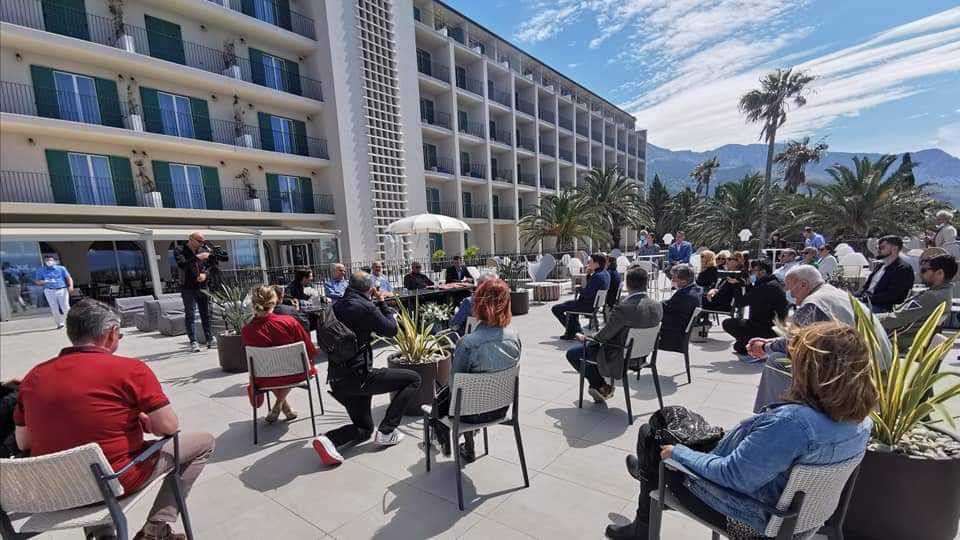 FB_IMG_1620392415208