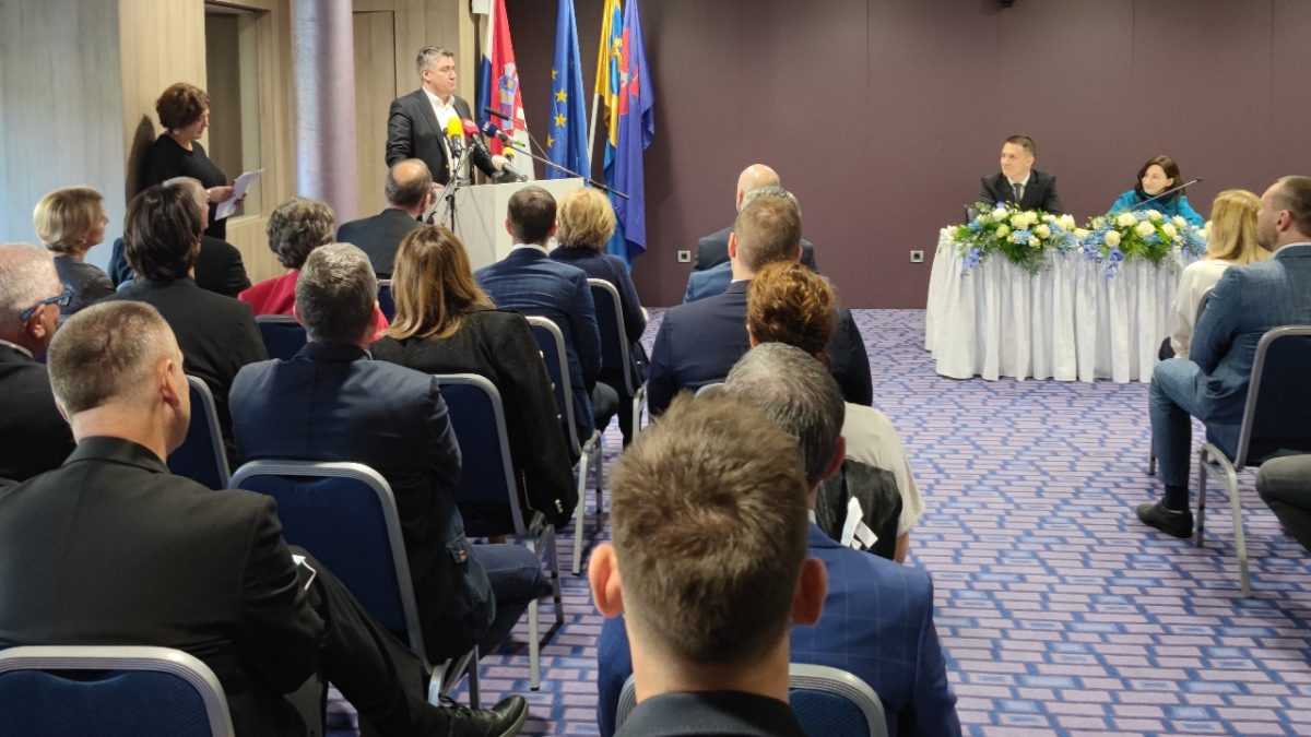 12_foto-ozren-franic-dan-grada-vijenci-sjednica