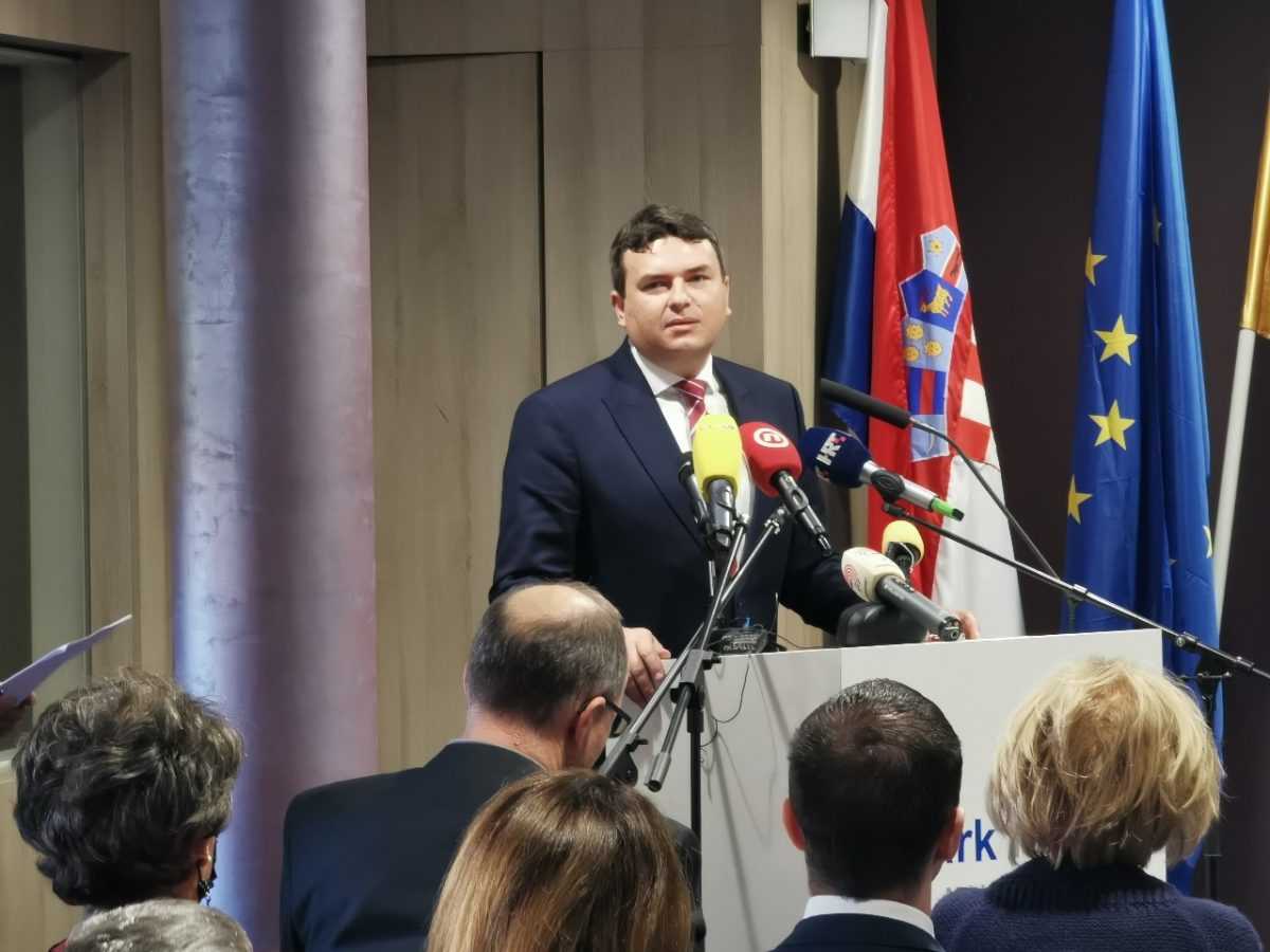 6_foto-ozren-franic-dan-grada-vijenci-sjednica_1
