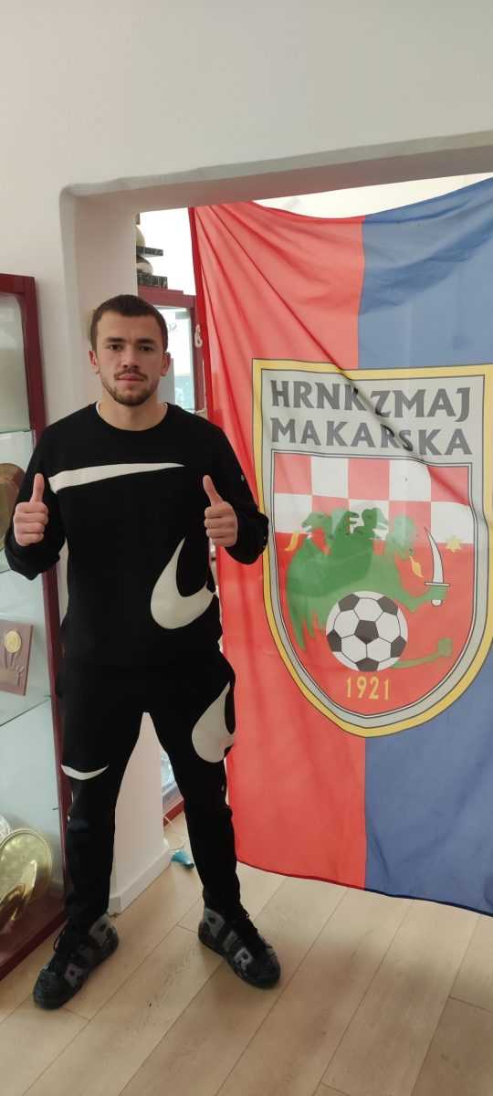 IMG_20220212_132500_copy_1024x2276