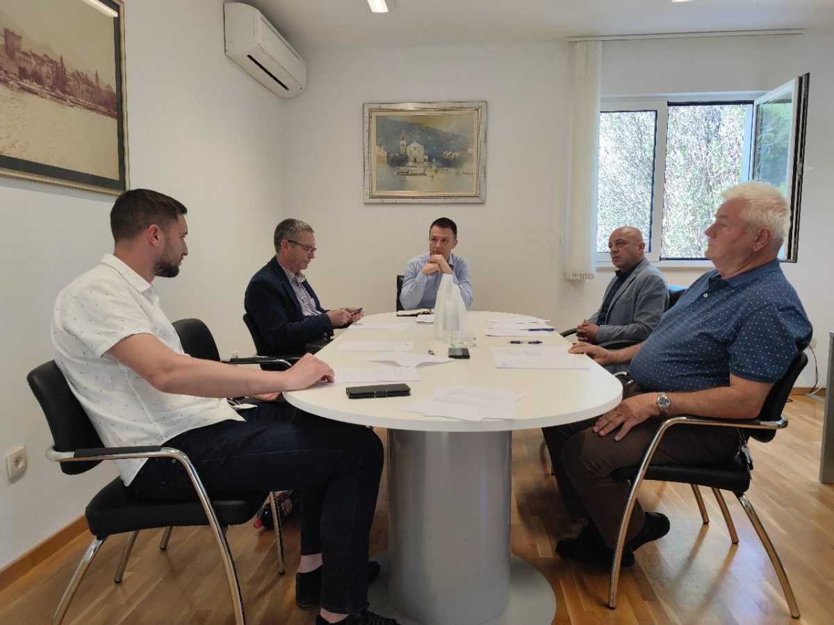 IMG_20220511_093739_copy_1280x960