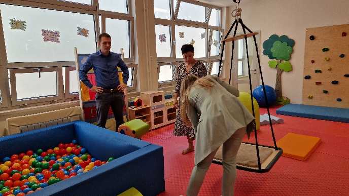 20230926_091556_copy_688x387